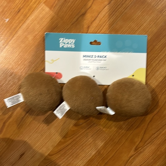 Zippy Paws Miniz cookies 3 Pack Squeaky  Dog Toy. - Picture 3 of 3
